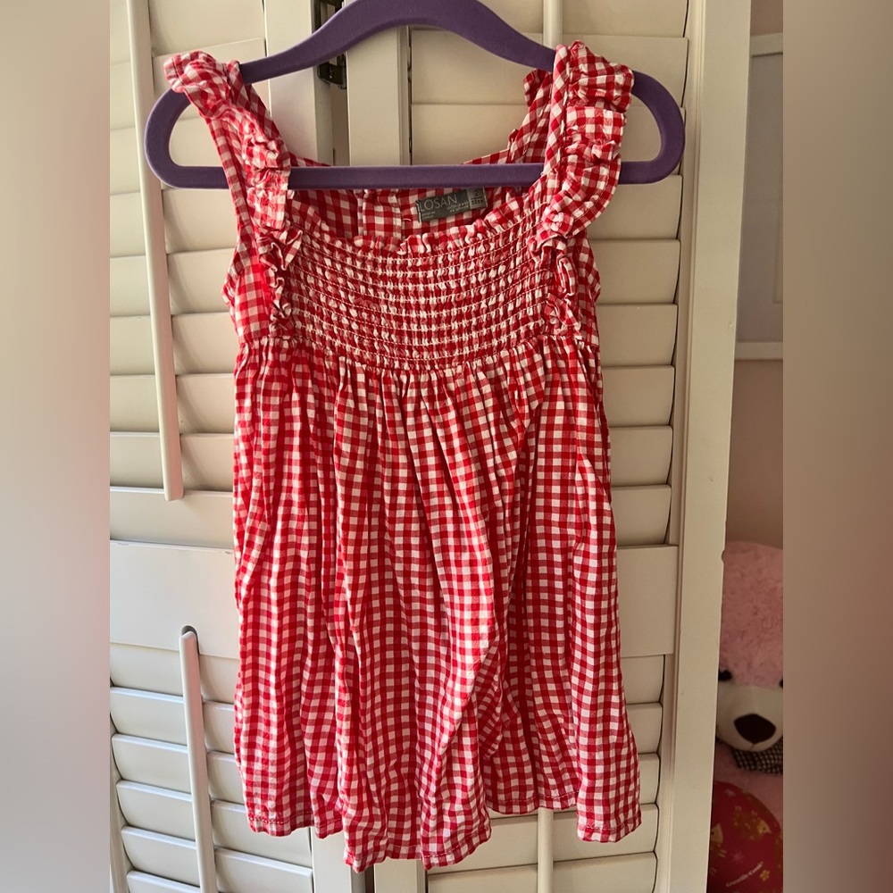 🎇EUC Losan lightweight red gingham dress with smocked and ruffle details. 🎇